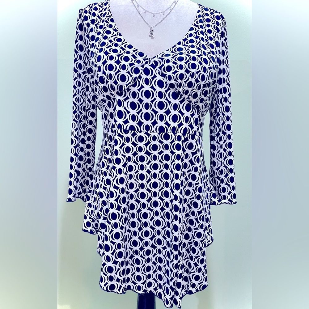 🔹EUC Navy White Geometric Print Blouse SZ=Large Retro Boho Chic Flowy Top🔹